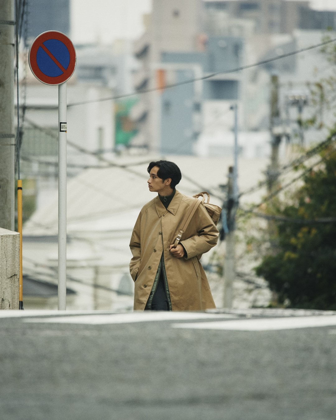 nanamica / nanamica boy in Daikanyama Vol. 18 Balmacaan and down coat.