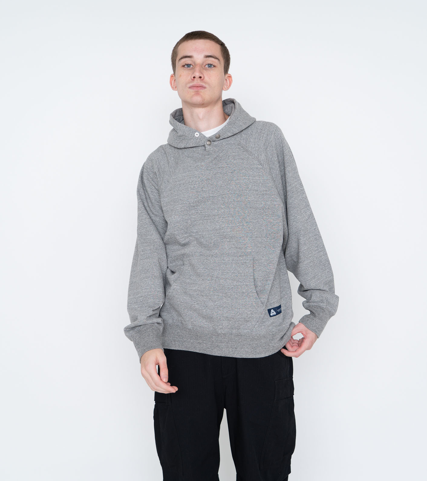 送料無料・半額 nanamica PALACE KODENSHI Hooded Sweat - トップス