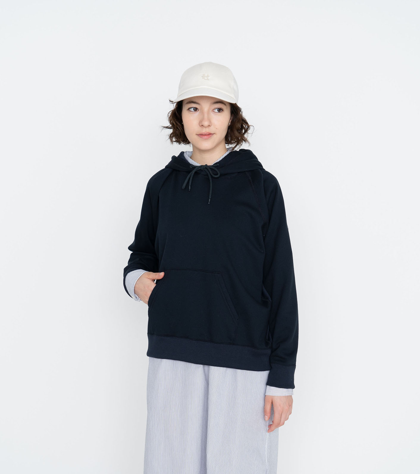 nanamica / Hooded Pullover Sweat