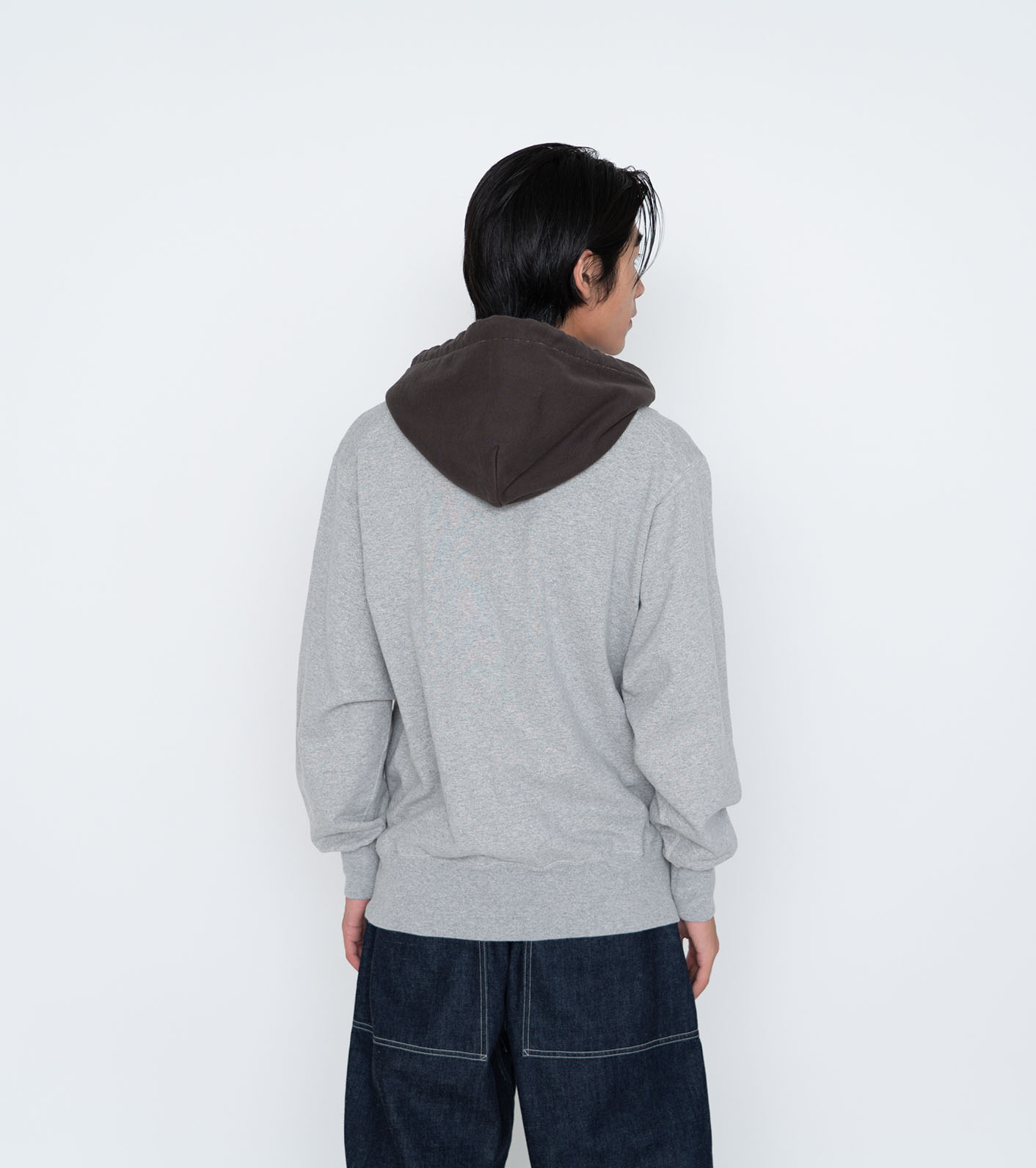 nanamica / Field Graphic Hoodie